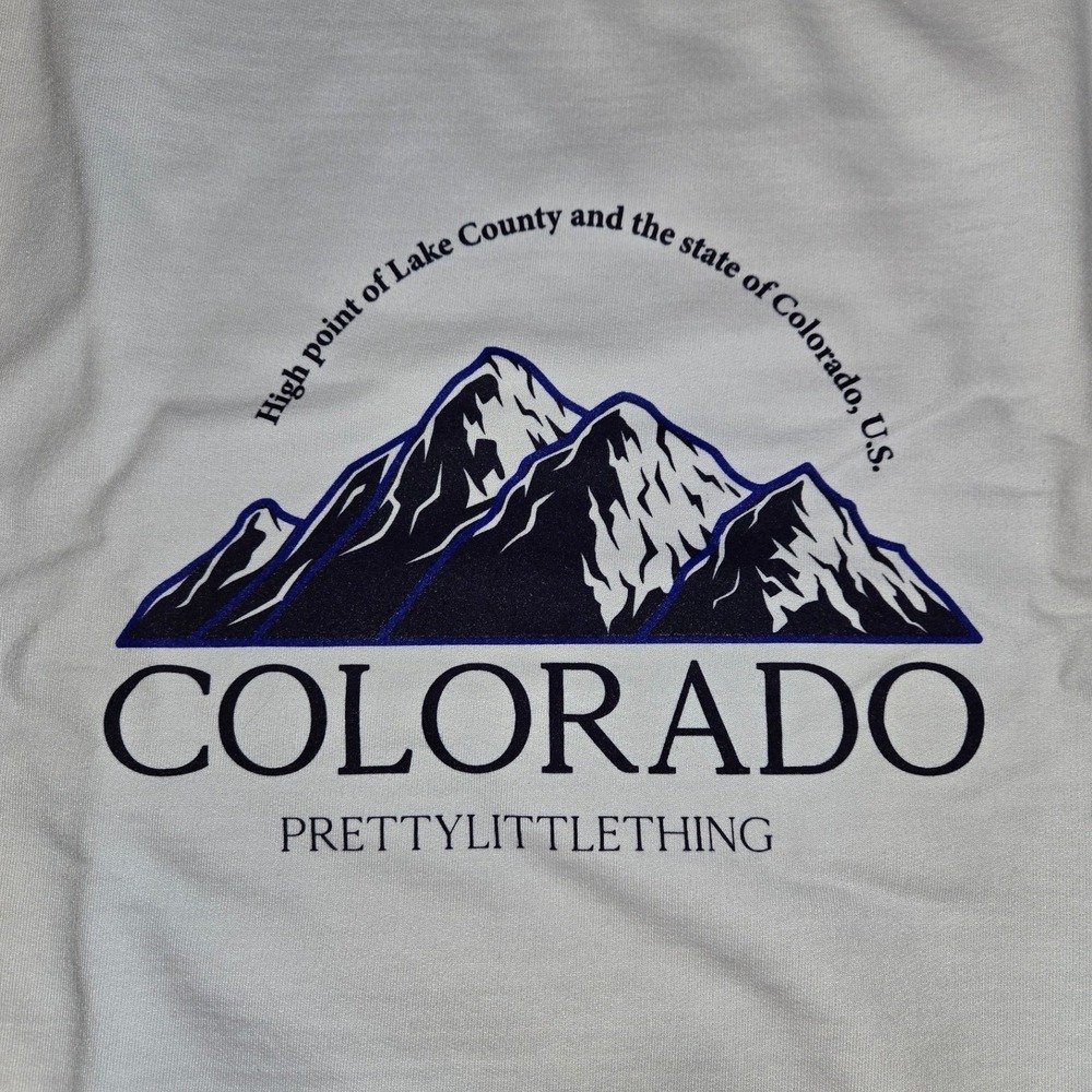 PrettyLittleThing White Colorado Mountains Oversized Sweatshirt Women's M - Picture 10 of 11
